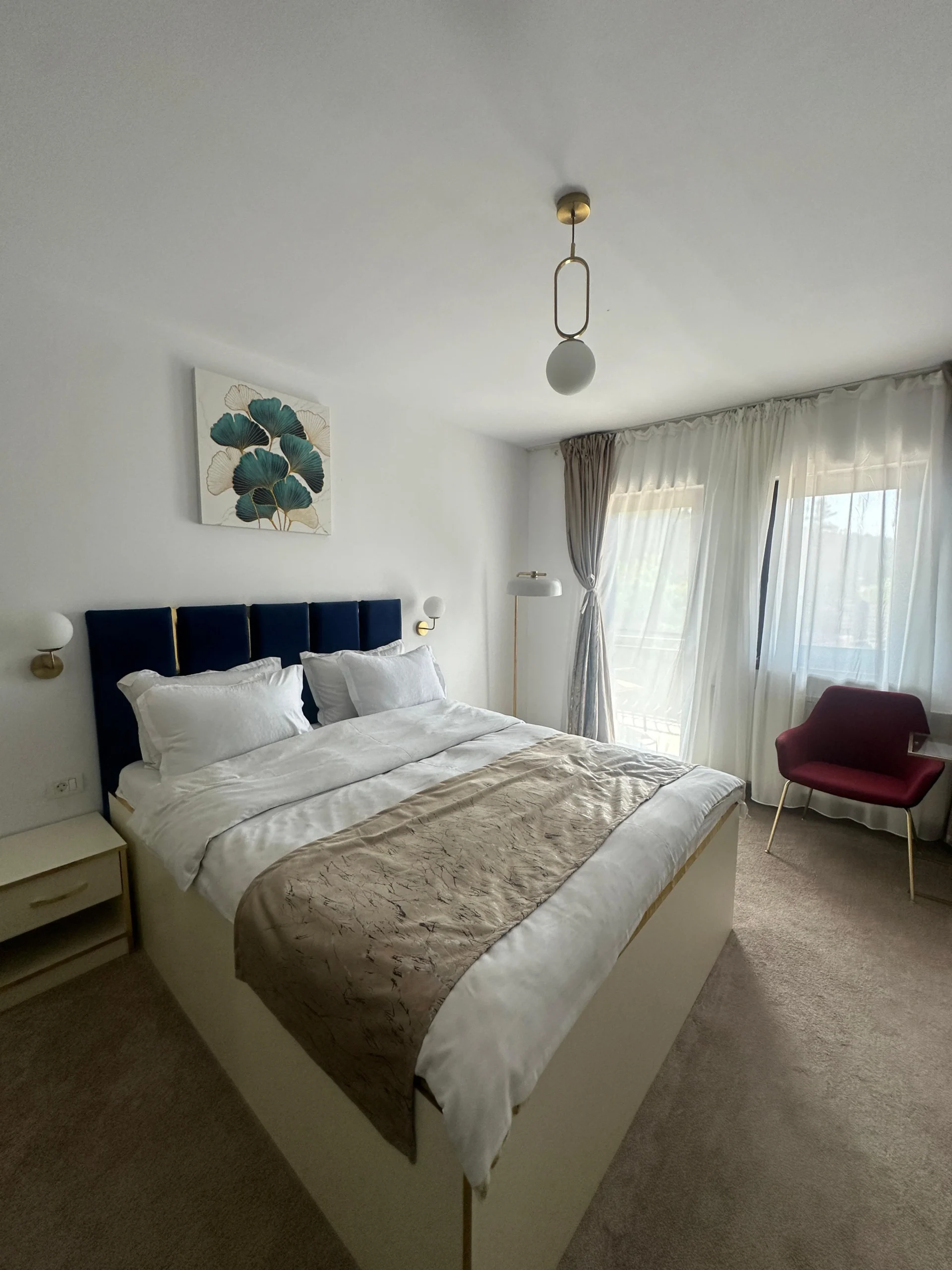 Camera dubla cu balcon